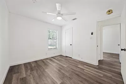 300 Tilbury Lane, Austin, TX 78745 - Photo 17