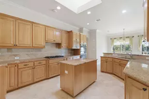 404 10 Oaks Dr, Georgetown, TX 78633 - Photo 9