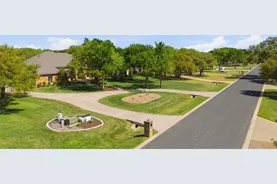 404 Ten Oaks Drive, Georgetown, TX 78633 - Photo 5