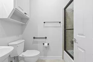 404 10 Oaks Dr, Georgetown, TX 78633 - Photo 23