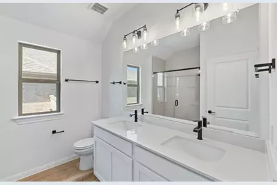 808 Crescent View Drive, Georgetown, TX 78628 - Photo 13