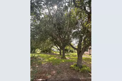 9732 Fm 621, Staples, TX 78670 - Photo 11