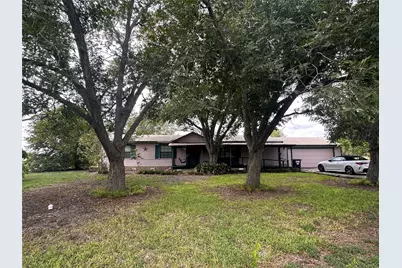 9732 Fm 621, Staples, TX 78670 - Photo 7