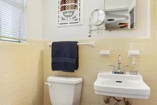 8511 Burrell Dr, Austin, TX 78757 - Photo 23