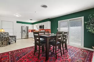 8511 Burrell Dr, Austin, TX 78757 - Photo 13