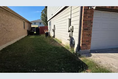 5605 Clyde Lane, Austin, TX 78754 - Photo 5