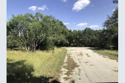320 Lakawana, Horseshoe Bay, TX 78657 - Photo 3