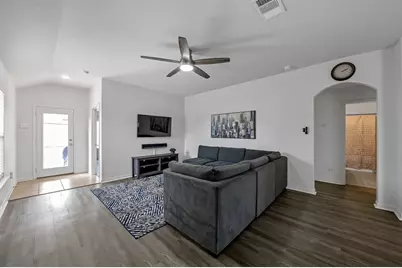 20009 Woodrow Wilson Street, Manor, TX 78653 - Photo 5