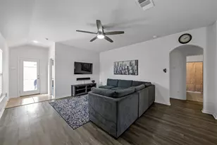 20009 Woodrow Wilson St, Manor, TX 78653 - Photo 5