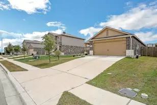 20009 Woodrow Wilson St, Manor, TX 78653 - Photo 3