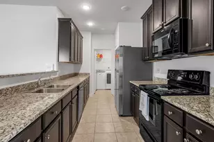 20009 Woodrow Wilson St, Manor, TX 78653 - Photo 9
