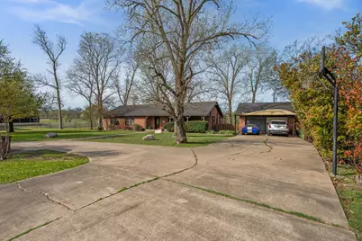 902 Ray Berglund Boulevard, Round Rock, TX 78664 - Photo 5