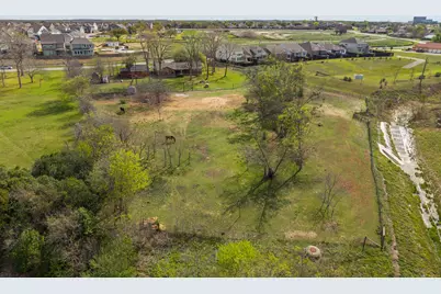 902 Ray Berglund Boulevard, Round Rock, TX 78664 - Photo 25