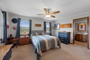 902 Ray Berglund Blvd, Round Rock, TX 78664 - Photo 15