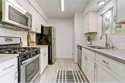 7809 Wakefield Drive, Austin, TX 78749 - Photo 3