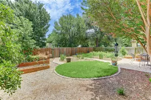 7809 Wakefield Dr, Austin, TX 78749 - Photo 7