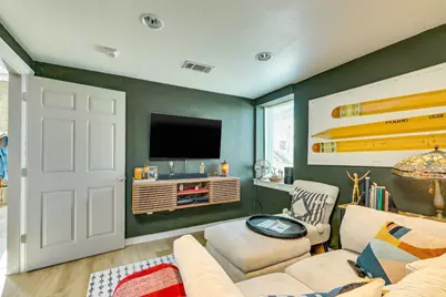 110 S Main Street S #101, Elgin, TX 78621 - Photo 17