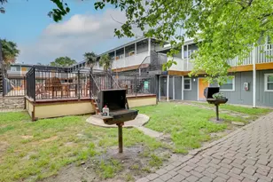 2401 Manor Rd, Austin, TX 78722 - Photo 17