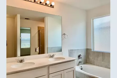 22813 Agave Grove Drive, Lago Vista, TX 78645 - Photo 13