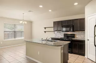 110 Denton Dr, Hutto, TX 78634 - Photo 7