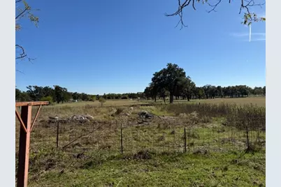 1420 E Cameron Avenue, Rockdale, TX 76567 - Photo 7