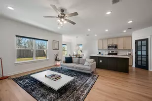 15607 Poppy Petal Dr, Del Valle, TX 78617 - Photo 3