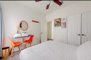 2404 E 13th St, Austin, TX 78702 - Photo 23