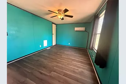933 W Highway 71, Smithville, TX 78957 - Photo 17