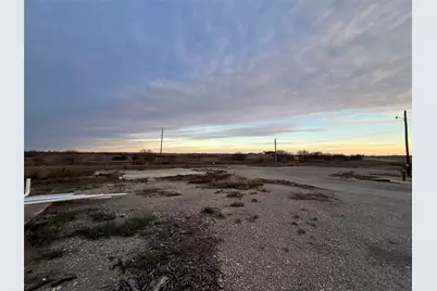 14201 S State Highway 95, Coupland, TX 78615 - Photo 11