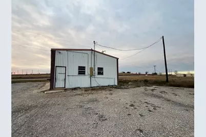 14201 S State Highway 95, Coupland, TX 78615 - Photo 9