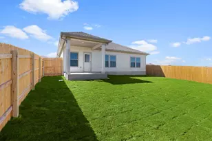 204 Sleep Holw, Jarrell, TX 76537 - Photo 23