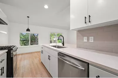 2313 Lakehurst Drive, Austin, TX 78744 - Photo 13