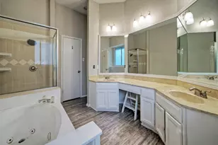 8105 Elkhorn Mountain Trail, Austin, TX 78729 - Photo 21