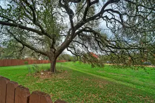 8105 Elkhorn Mountain Trail, Austin, TX 78729 - Photo 35