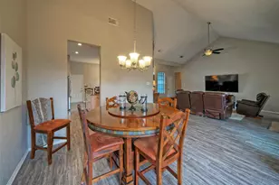 8105 Elkhorn Mountain Trail, Austin, TX 78729 - Photo 9