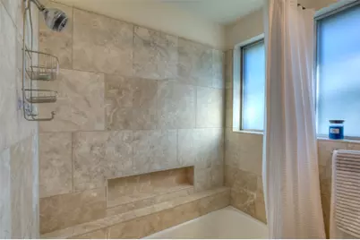 2400 Jarratt Avenue #B, Austin, TX 78703 - Photo 9