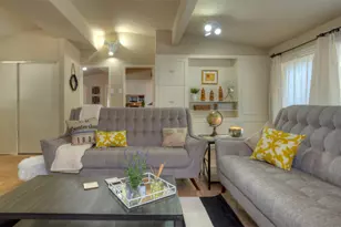 2400 Jarratt Ave, Austin, TX 78703 - Photo 3
