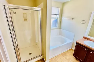 1220 Anise Dr, Austin, TX 78741 - Photo 9