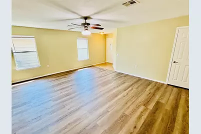 1220 Anise Drive, Austin, TX 78741 - Photo 3