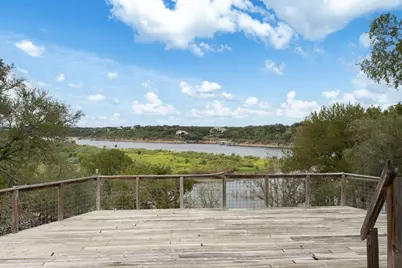 25304 Pedernales Point, Spicewood, TX 78669 - Photo 17