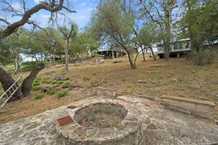 25304 Pedernales Point, Spicewood, TX 78669 - Photo 29