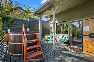 2409 East Side Dr, Austin, TX 78704 - Photo 37