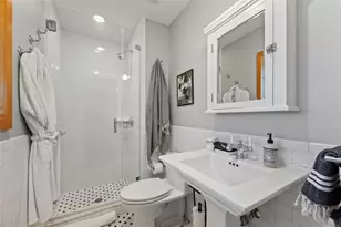 2409 East Side Dr, Austin, TX 78704 - Photo 31