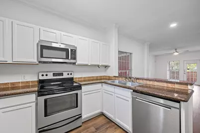 6810 Deatonhill Drive #2101, Austin, TX 78745 - Photo 13