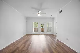 6810 Deatonhill Dr, Austin, TX 78745 - Photo 7