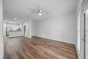 6810 Deatonhill Dr, Austin, TX 78745 - Photo 5