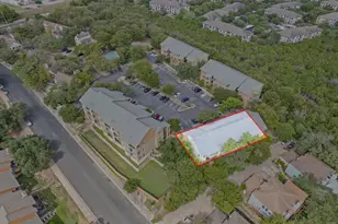 6810 Deatonhill Dr, Austin, TX 78745 - Photo 39