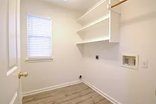 13528 Oregon Flats Trail, Austin, TX 78727 - Photo 11