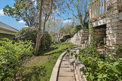6911 Cat Creek Run, Austin, TX 78731 - Photo 21