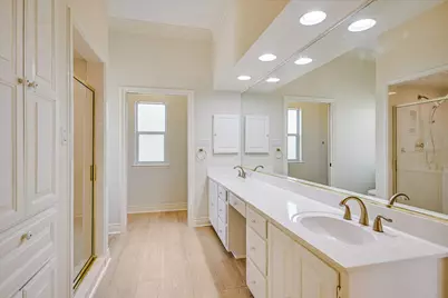 6911 Cat Creek Run, Austin, TX 78731 - Photo 13